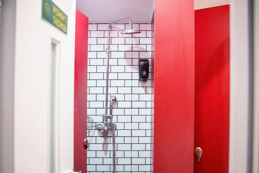 cinema hostel jerusalem