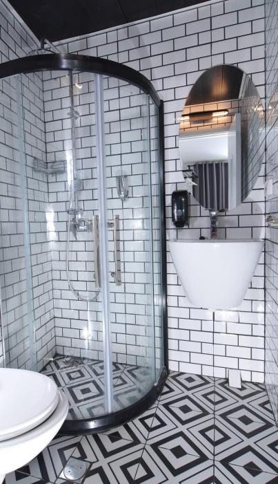 cinema hostel jerusalem