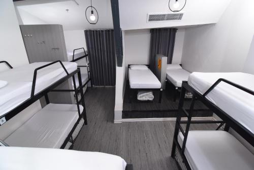 cinema hostel jerusalem