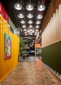 the spot hostel