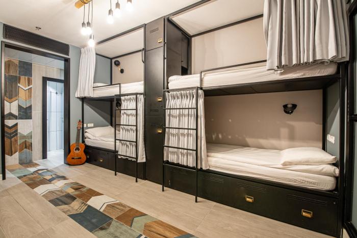 the spot hostel