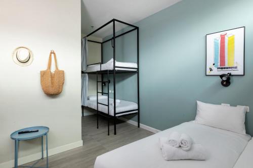 the spot hostel
