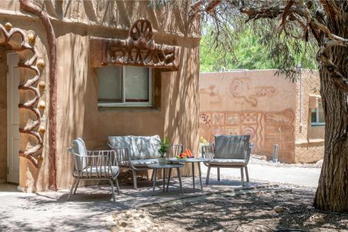 lotan desert travel hotel