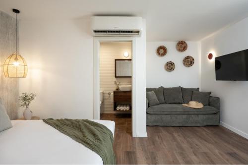 lotan desert travel hotel