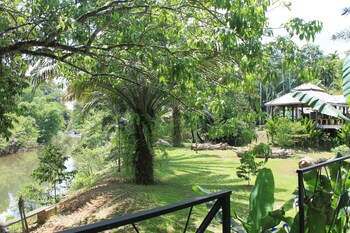khaosok river camp
