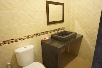 ploenjai hotel ranong