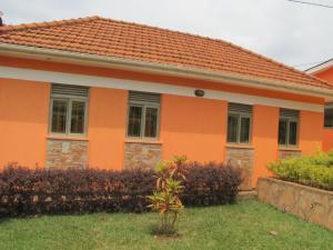 Sadrina Comfort Cottages,Central Region>>Kampala,3 star