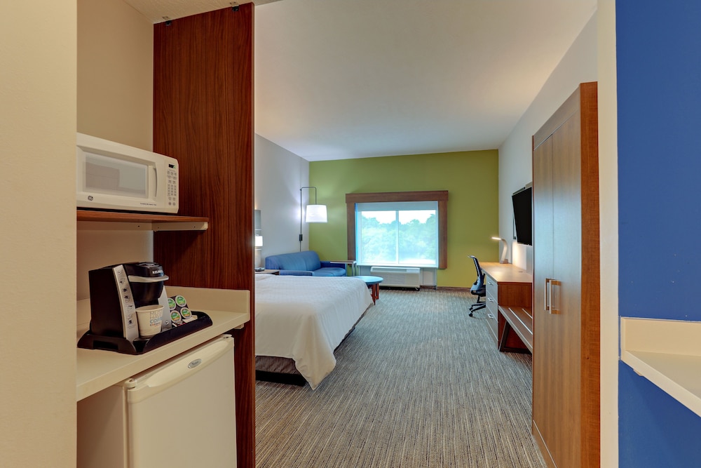 holiday inn express campbellsville by ihg