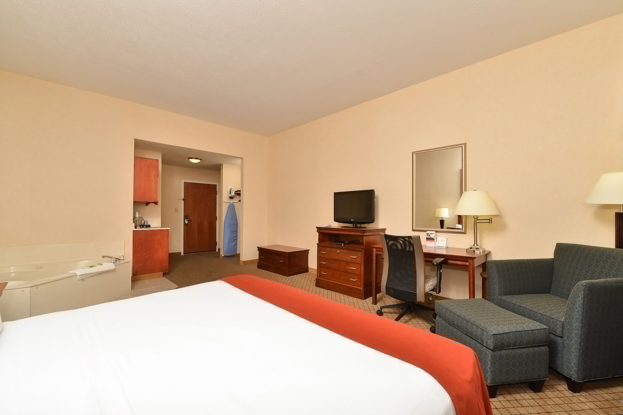 holiday inn express campbellsville by ihg