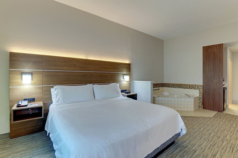 holiday inn express campbellsville by ihg