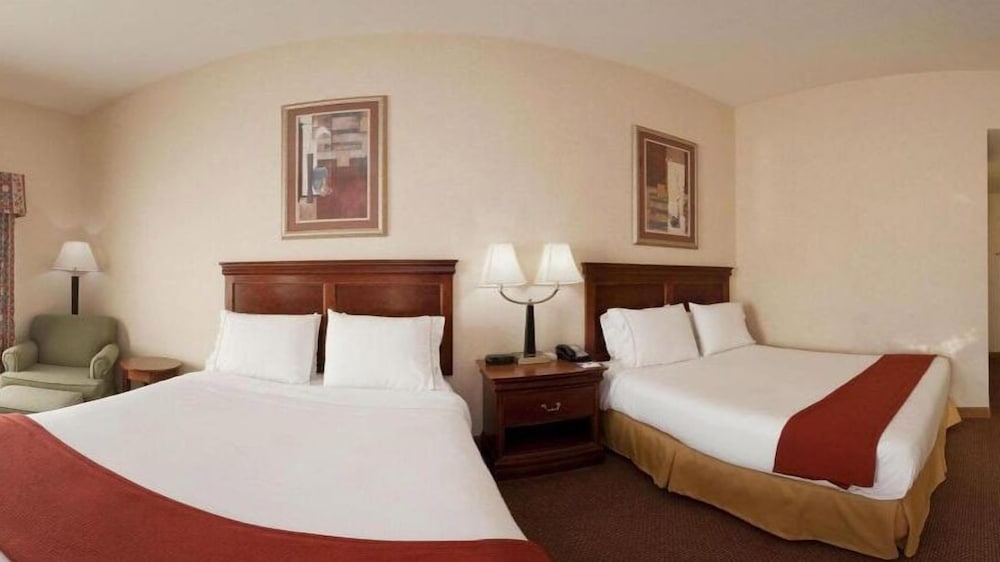 holiday inn express campbellsville by ihg