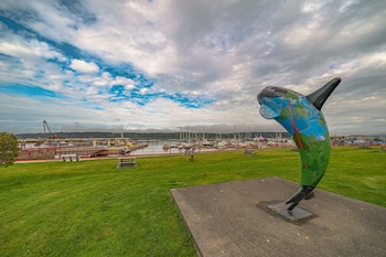 sportsmans inn on the harbour front
