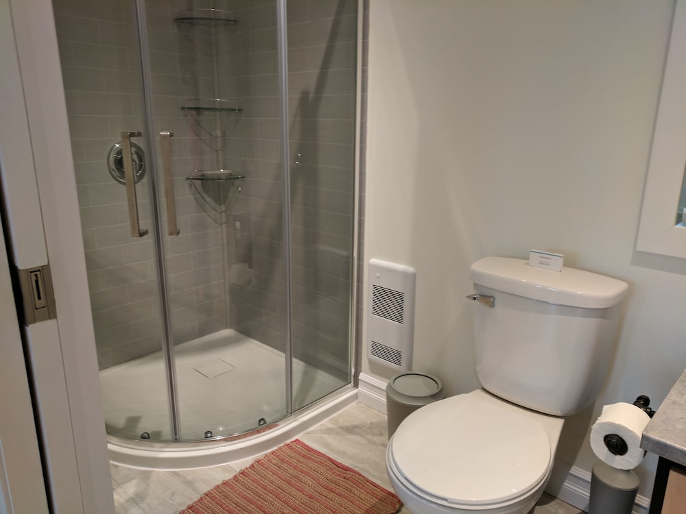 whale house guest house