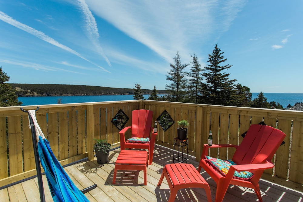 whale house guest house