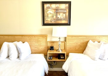 Twilight Country Motel,Boyle>>Athabasca,2.5 star