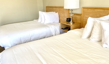 Twilight Country Motel,Boyle>>Athabasca,2.5 star
