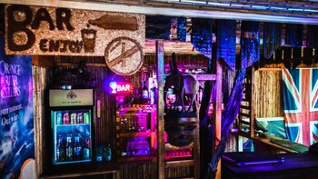 elephant trail guesthouse and backpackers