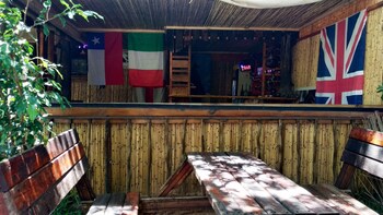 elephant trail guesthouse and backpackers