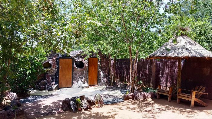 elephant trail guesthouse and backpackers