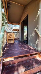 elephant trail guesthouse and backpackers