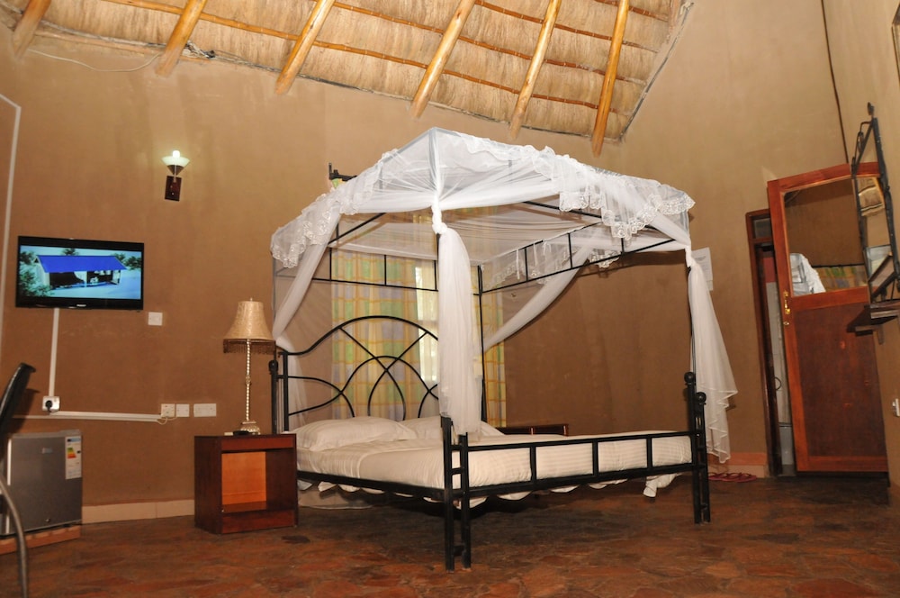 hotel kontiki hoima