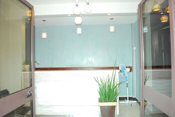 Neptune Plaza Hotel,Near Kabaka's Palace,3 star