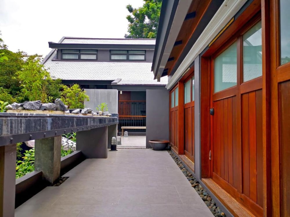 yellow pillow village