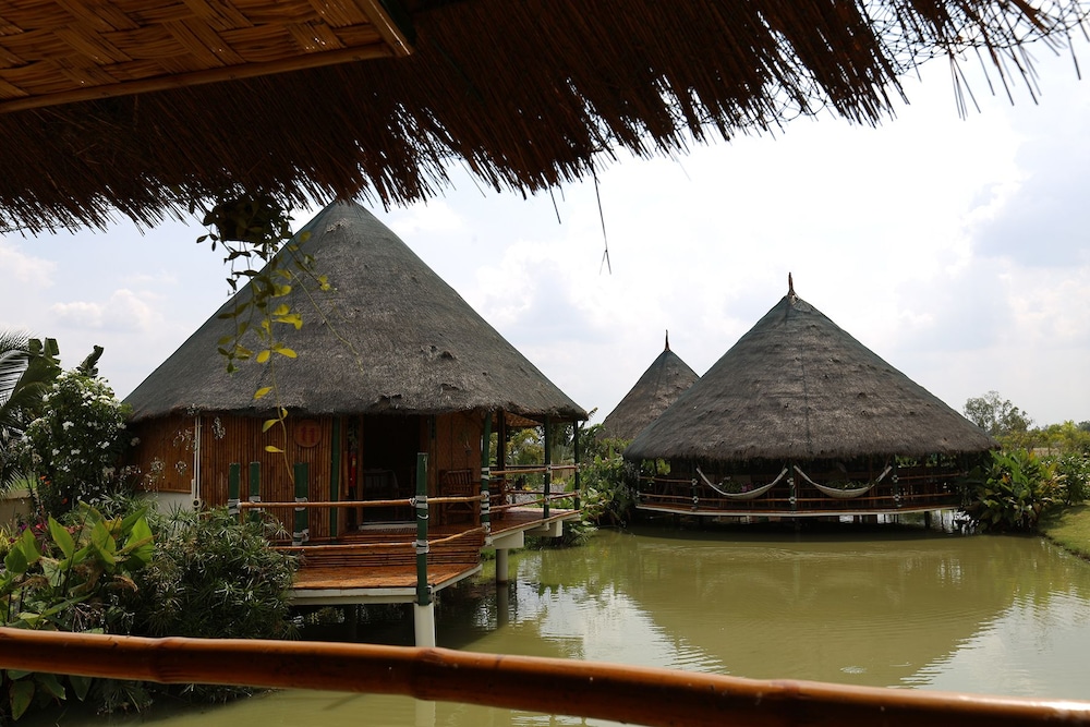 the orchid resort and relax