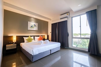 clover hotel hatyai