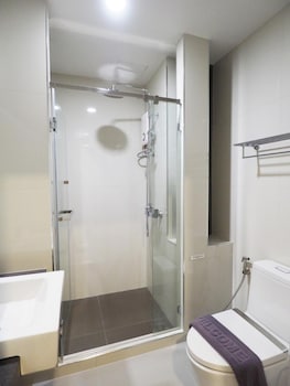 clover hotel hatyai