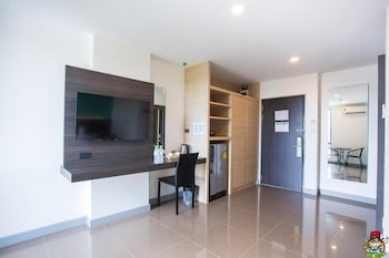 clover hotel hatyai