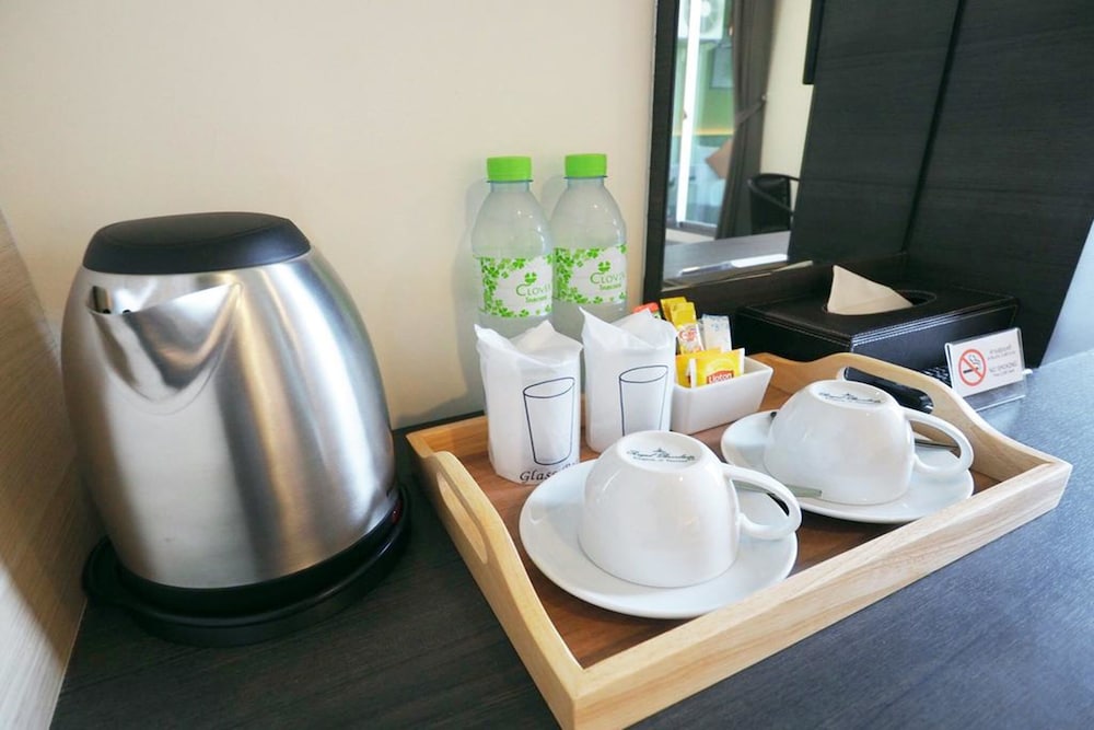 clover hotel hatyai