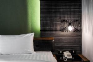 the glory gold hotel