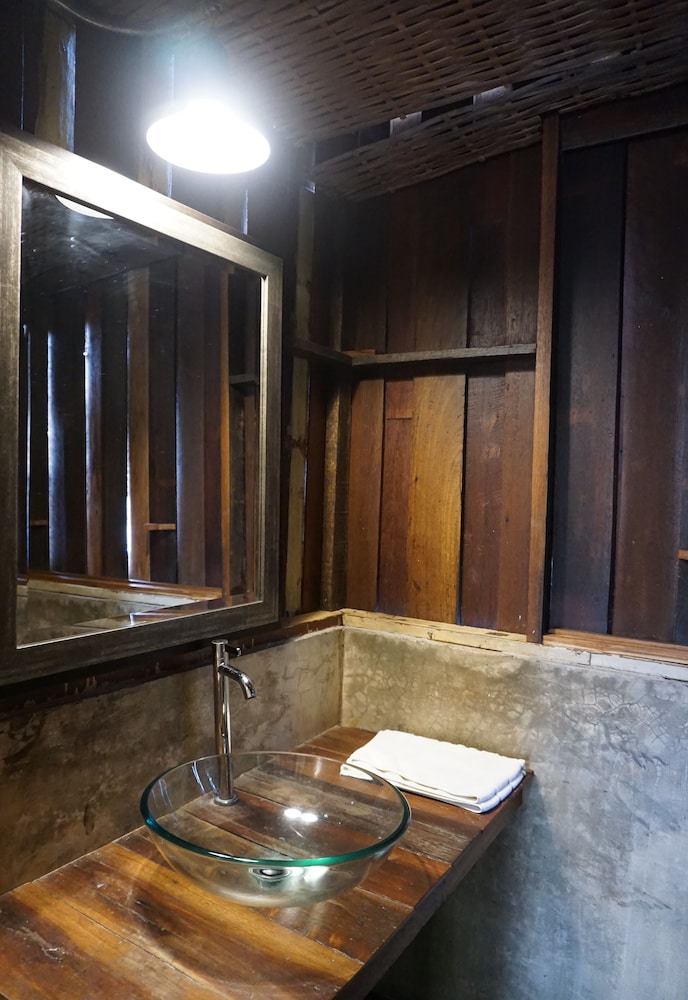 huen chang puek hotel