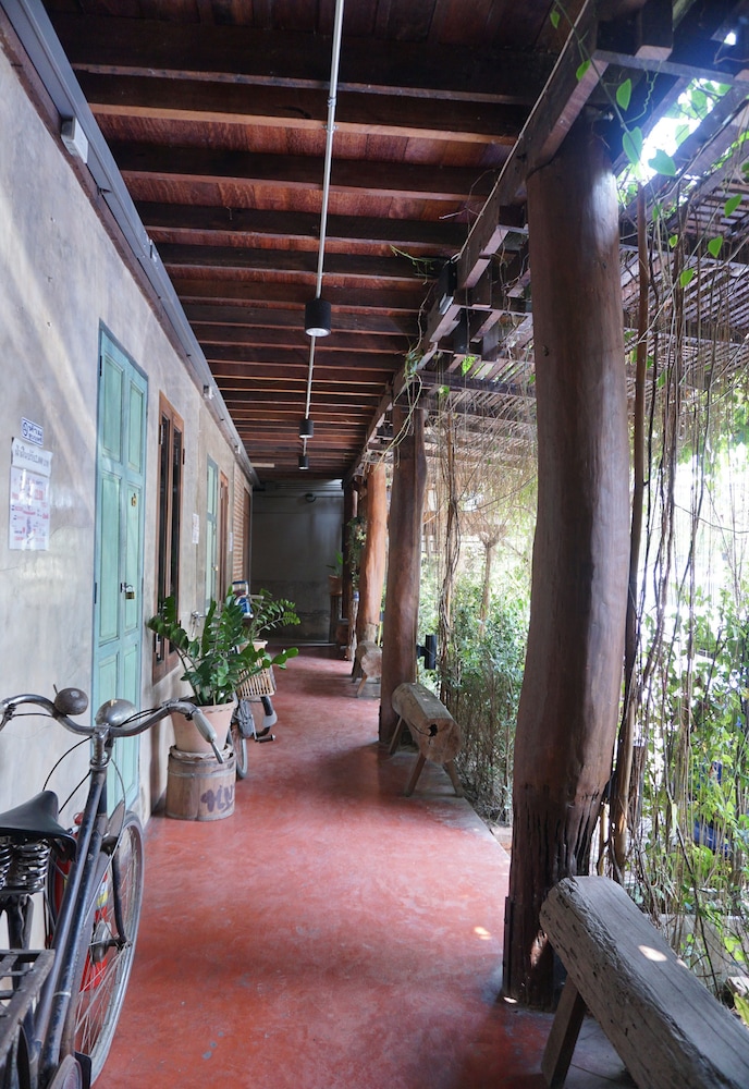 huen chang puek hotel