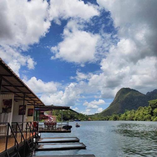 river hill side resort
