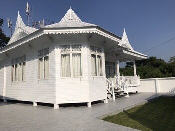 pk retreat hua hin