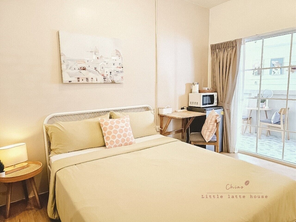 little latte house