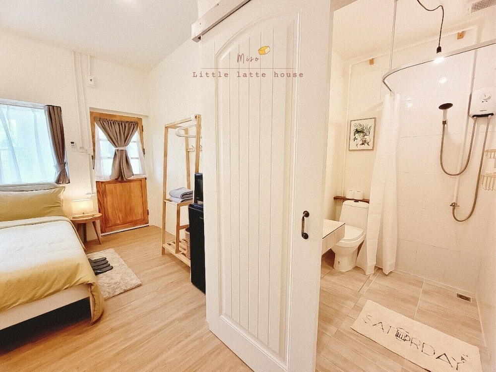 little latte house