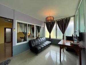 dong talay lipe beach resort
