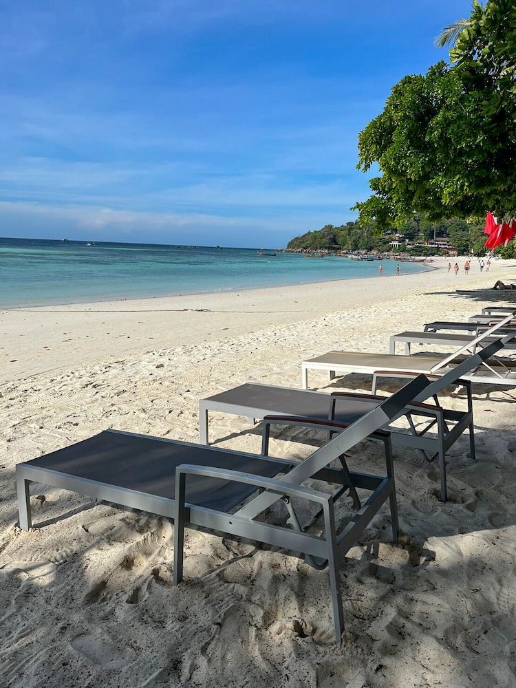 dong talay lipe beach resort