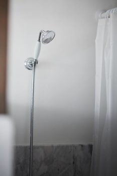 ob oon boutique bed and breakfast