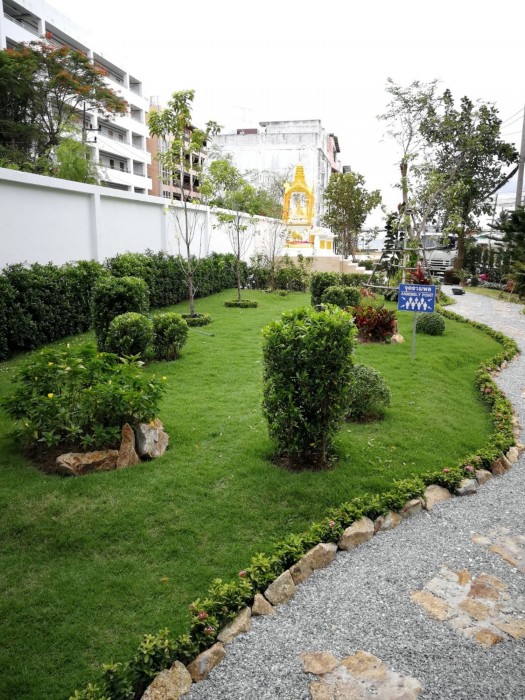 golden jomtien beach hotel
