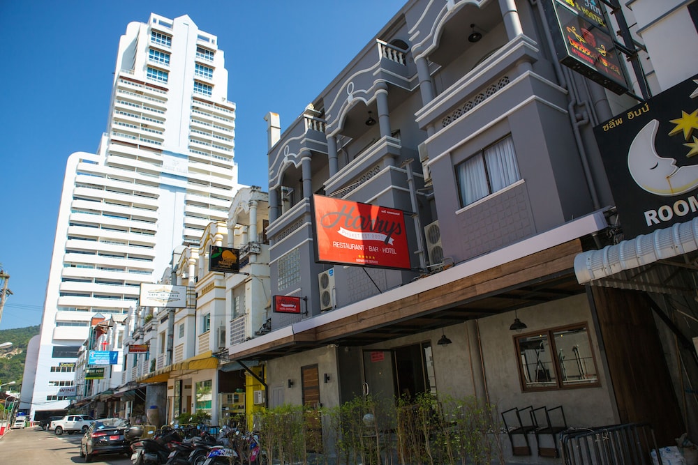 big boys bed and burger