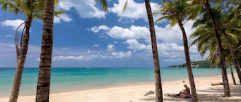 big boys bed and burger