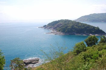 big boys bed and burger