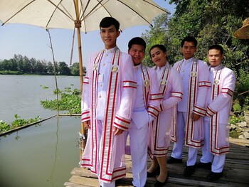 lom choi home stay ayutthaya hostel