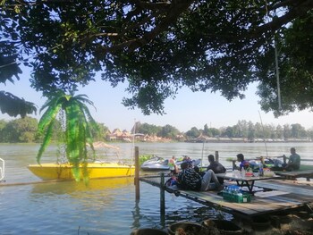 lom choi home stay ayutthaya hostel