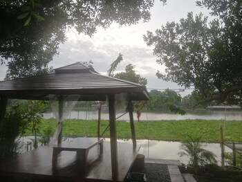 lom choi home stay ayutthaya hostel