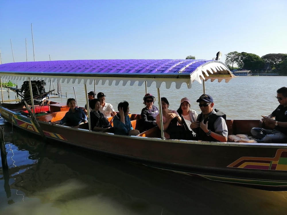 lom choi home stay ayutthaya hostel